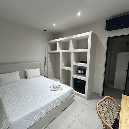 Yasemi Hotel Argosztóli Kültér fotó